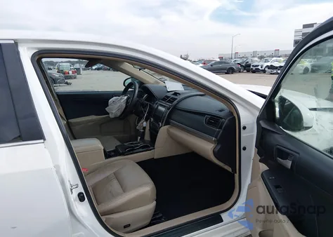 2014 Toyota Camry Le из США, поврежденный, VIN 4T4BF1FK1ER410619